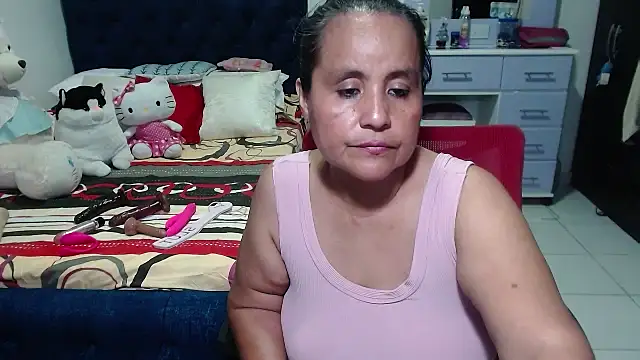 pervert mommy  online show from September 20, 2:37 pm