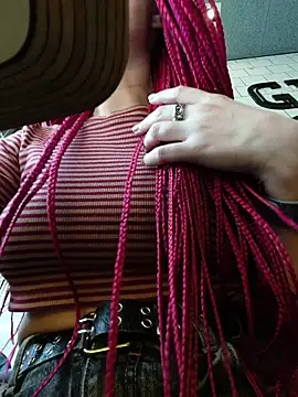 Frost foxy online show from April 17, 3:19 am