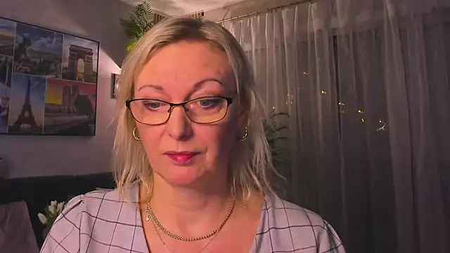 vanessa chat online show from January 7, 6:33 pm