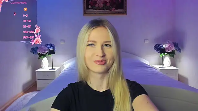 AnnaCarrera online show from April 13, 7:47 pm