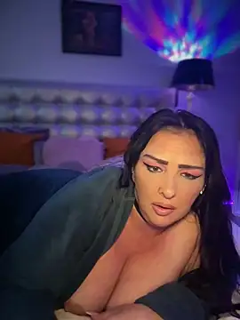 TiffanyRoxx online show from March 24, 8:58 pm