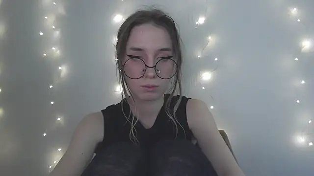  Hanna Moon  online show from December 3, 11:34 am