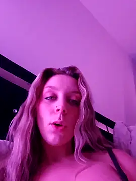 LilyOrion online show from September 12, 3:40 am