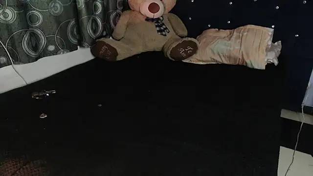 ANGELIQUE KLANE online show from March 20, 10:09 am