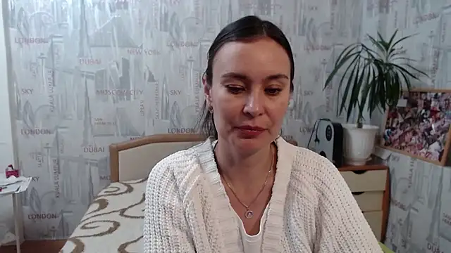 GinaQSoul online show from September 18, 12:15 pm