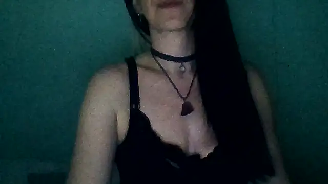 chicacastilla online show from March 27, 6:15 am