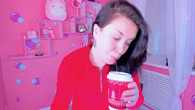 AnaMills online show from February 5, 10:40 am