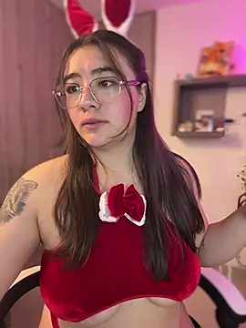 vaneelee online show from February 15, 3:20 am