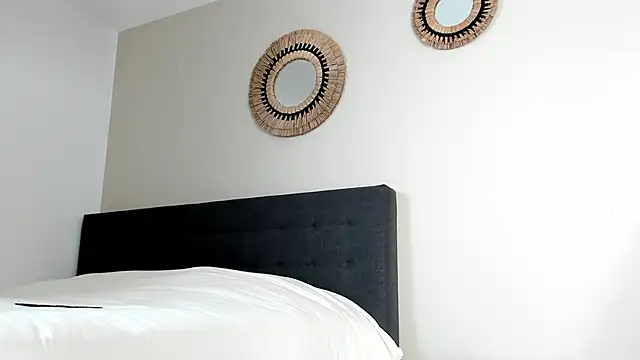 mazekyn online show from October 13, 1:47 pm