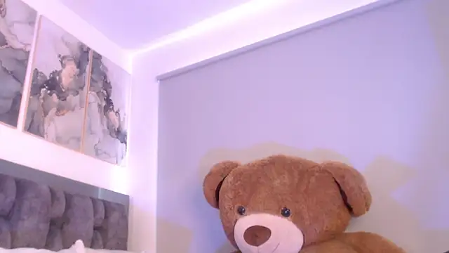 janeebony  online show from September 24, 4:50 pm