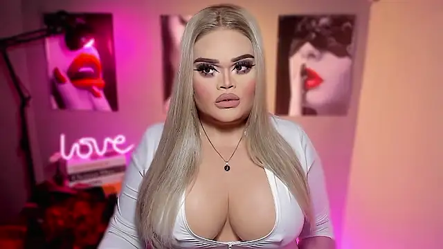 BelindaLovex online show from January 11, 8:30 am