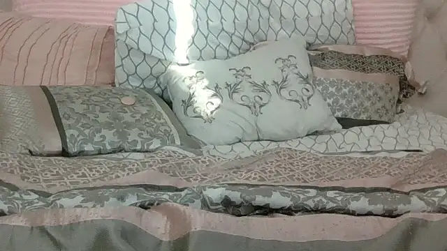 beautylovess online show from December 4, 3:35 pm