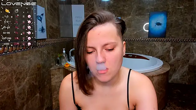 MelindaTin online show from October 15, 2:14 am