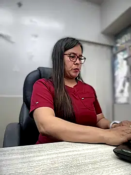 Ixchel Anaid online show from September 15, 8:16 pm