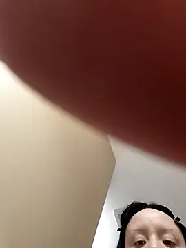 EVILYN online show from March 6, 8:59 pm