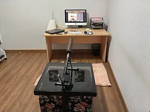 pinkgirls18 online show from September 21, 8:13 am