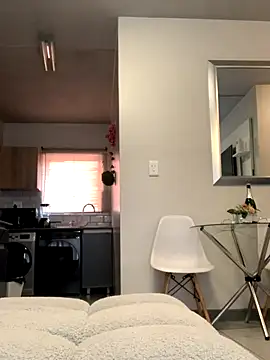 CurvyDesire1 online show from September 24, 5:39 am