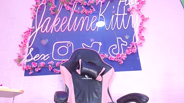JakelineKitty online show from September 12, 4:25 pm