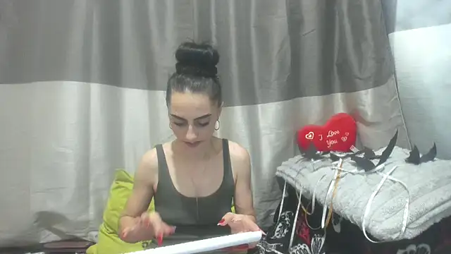 jessystarr online show from November 9, 2:02 pm