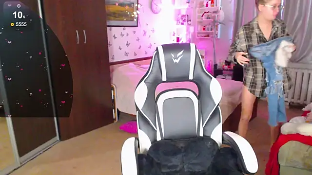 Kira honeyy online show from April 29, 11:46 am