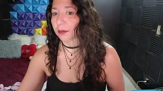 katifoxx online show from November 4, 4:34 pm