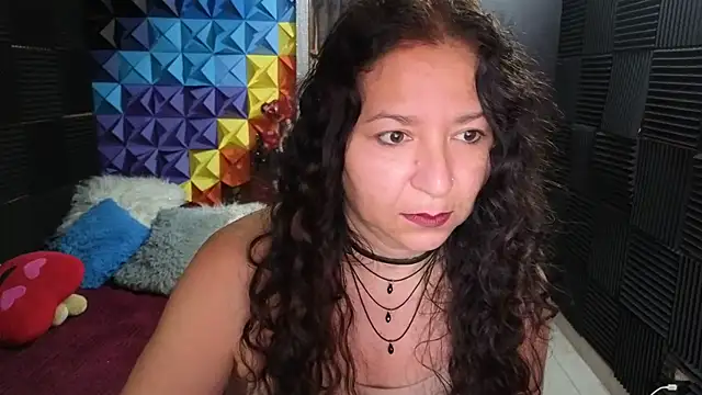 katifoxx online show from September 18, 6:50 pm