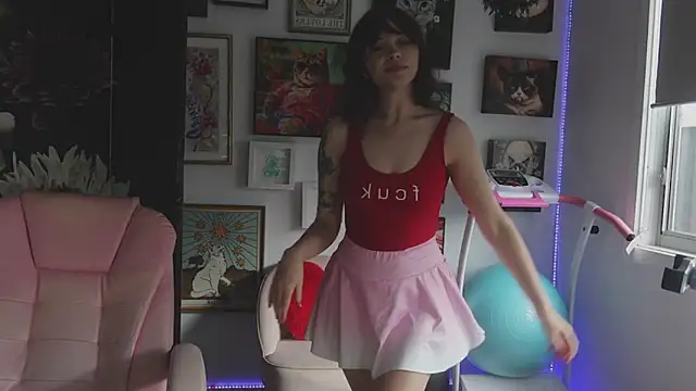 makiyahbelle online show from March 20, 4:28 am