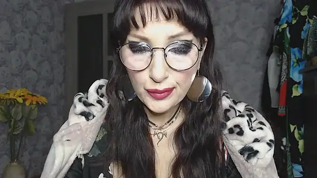 Aziza1 online show from October 16, 7:49 pm