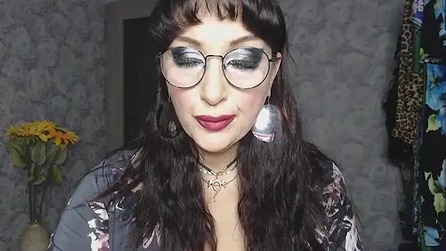 Aziza1 online show from October 4, 4:33 pm