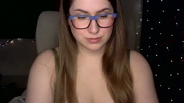 SeasonalSomeone online show from January 5, 7:50 pm