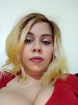 Nainagupta7890 online show from December 13, 8:15 pm