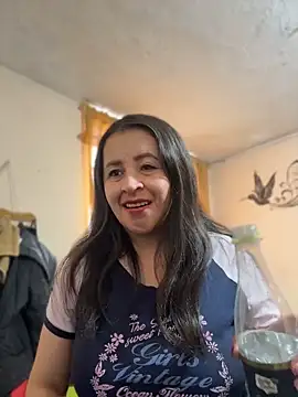 latinfemale online show from April 7, 9:06 pm