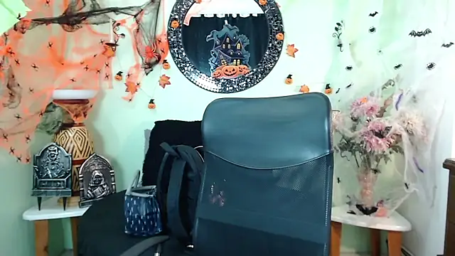 DestinyHills online show from October 10, 12:32 pm