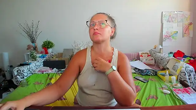 IamYourNarcotic online show from September 22, 2:59 pm