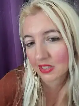 Mllesha74000 online show from October 31, 1:37 pm