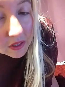 Mllesha74000 online show from December 17, 7:07 pm