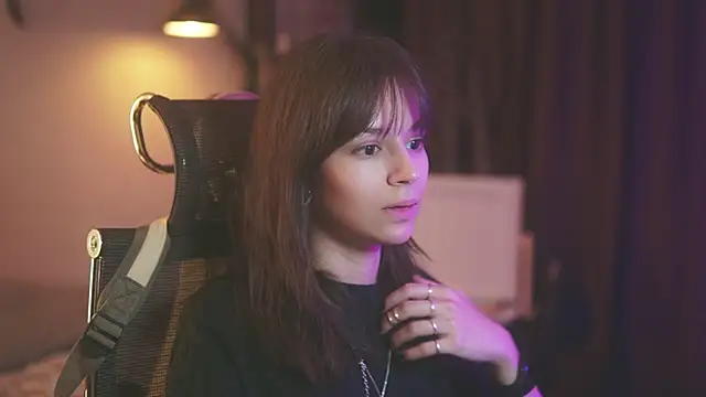 alyssa sweet online show from November 13, 7:29 am