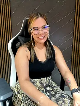 KellyBrooklyn  online show from September 12, 9:55 pm