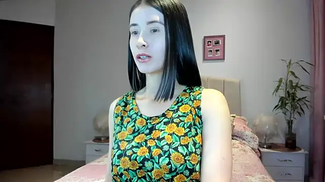 macarena vallejo online show from October 10, 4:06 am