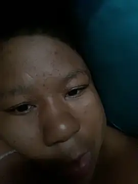 Muskthickgirl online show from April 24, 9:12 am