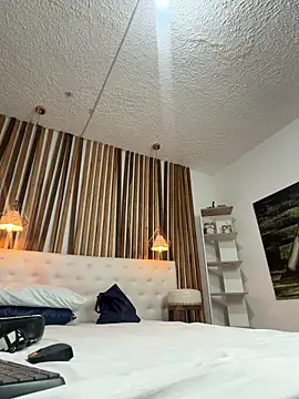 valerie lya online show from February 4, 12:52 pm