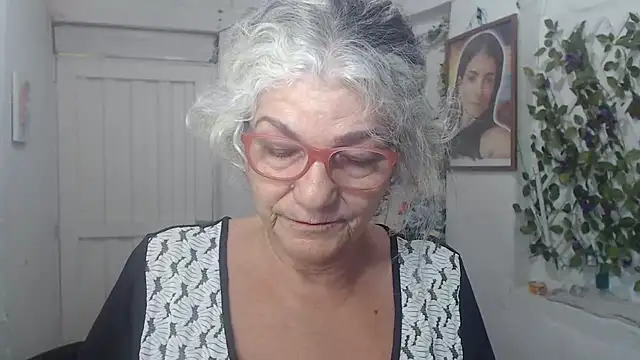 FunnyGrandma online show from October 1, 12:15 am