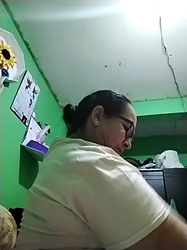 LaGochis07 online show from September 8, 11:59 pm