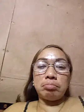 asianwet4u online show from September 21, 3:10 pm