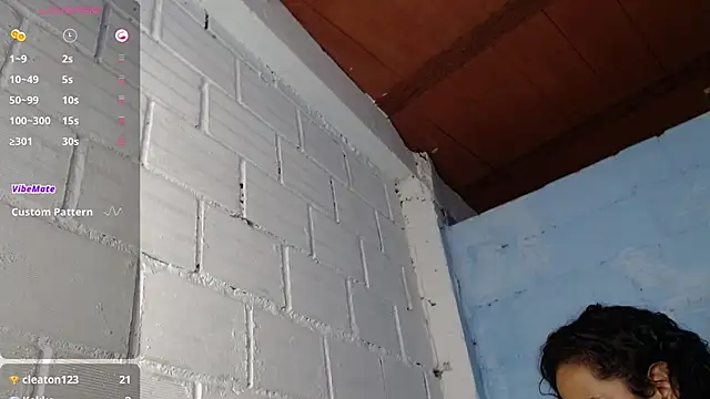 jasminne  online show from October 17, 6:00 pm