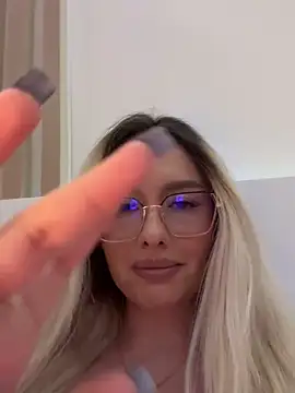 mollyxxx online show from November 20, 3:51 am