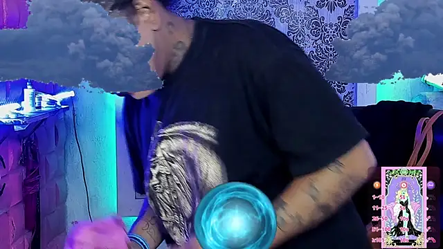 tsviolett online show from October 23, 7:42 pm