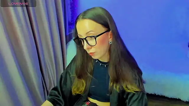 CurlySteph online show from January 16, 4:36 pm