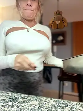 camelia3 online show from January 15, 2:56 pm