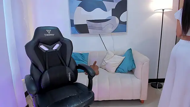 SaraParker  online show from November 7, 5:51 pm